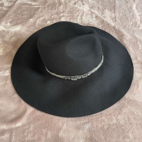 Badgley Mischka wool hat main image 4
